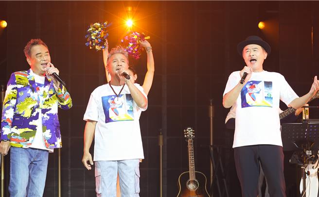 陳昇今為「大波浪跨年演唱會」總彩排。（陳俊吉攝）