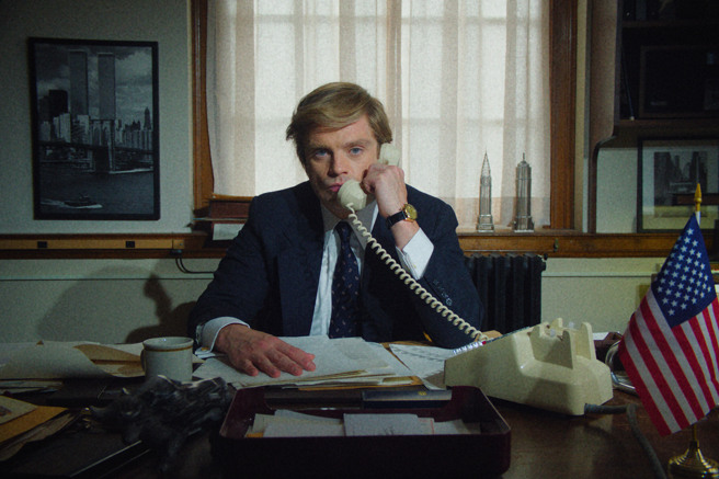 本片以川普早年的商场崛起之路作为故事主轴，图为男主角赛巴斯汀史坦。(照片/采昌国际多媒体提供)