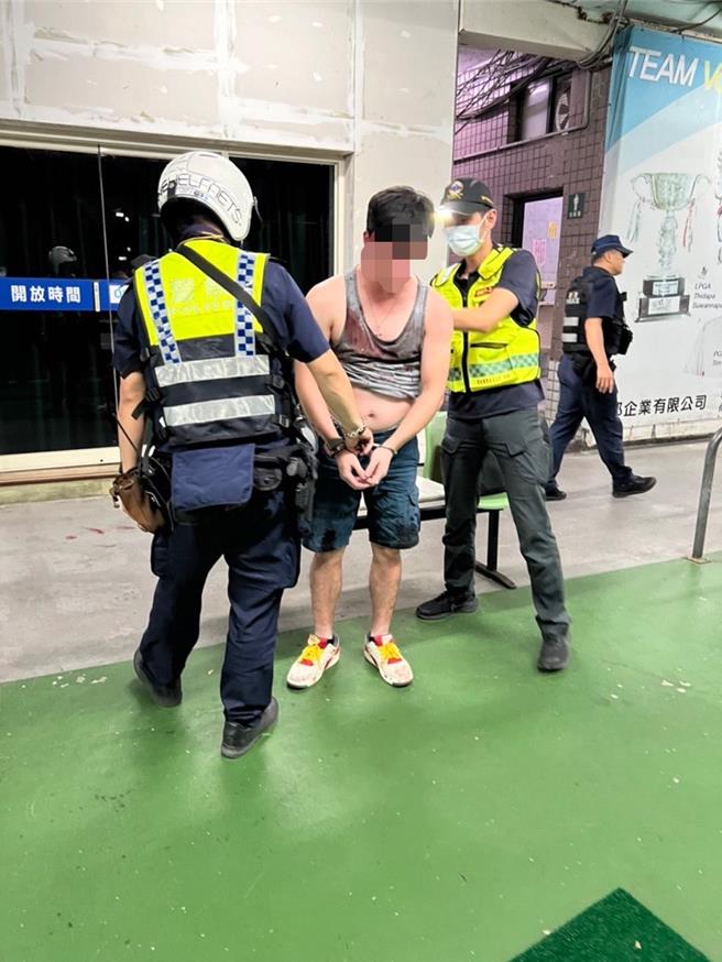 台中一间高尔夫球2024年5月发生惊悚割喉案件。（资料照片）