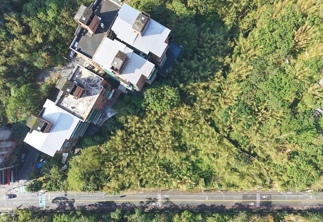 PwC普華國際不動產公司公開標售位於基隆市信義區的住宅區土地。圖／PwC普華國際不動產公司提供