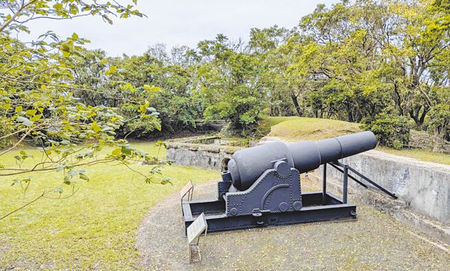 基隆市國定古蹟二沙灣砲台將自明年4月起展開第5次修復工程，預計2026年2月完工。（張志康攝）