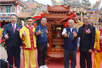 耗時3年 新港奉天宮四街祖媽新神轎今試車 百年老神轎正式退役