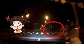 三寶未依燈號亂轉彎！ 擦撞後衝對向車道險見「閻羅王」