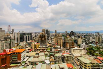 卖方「认清现实」诚意降价！房市交易量连二升