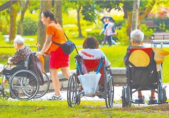 80歲免巴氏量表  藍委揭7大好處  籲政府跟上國際提配套
