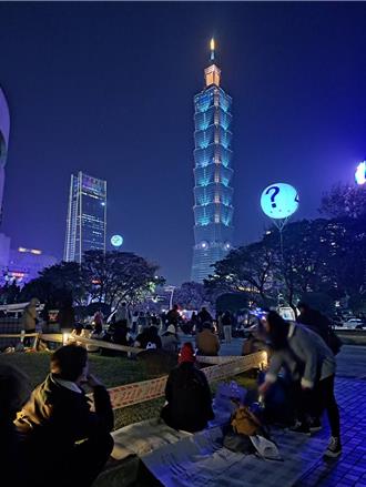 台北跨年High＋101煙火秀 吸6.2萬人參與