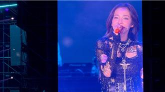 高雄跨年》16万人挤爆！ 2NE1 DARA嗨唱30分炸翻全场