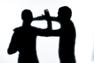 德國柏林跨年夜濺血！男子超市前突然揮刀攻擊 路人制伏