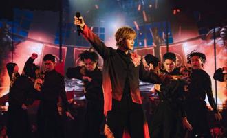 羅志祥不懼右腳脛骨撞傷 跨年舞台重現經典彈跳