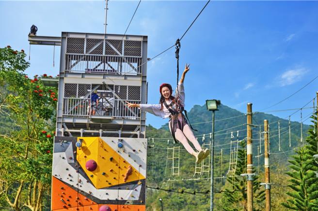 台南趣淘「蛇融舞春」一泊二食住房專案，可體驗六項冒險活動挑戰。（趣淘漫旅台南提供）
