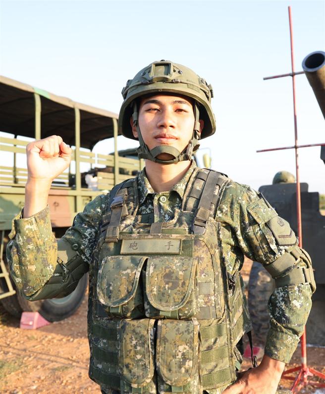 林建鑫二兵。（记者傅文琦摄）