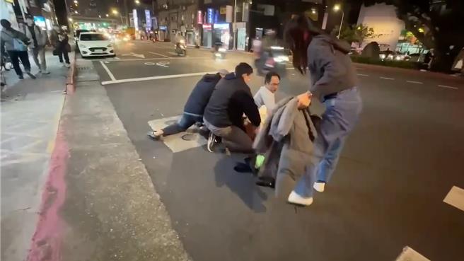 民眾協助逮捕嫌犯。（林口警分局提供）