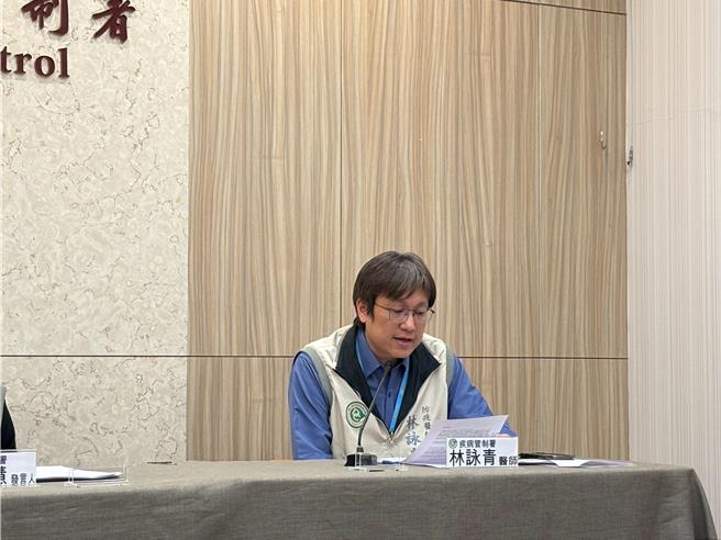 疾管署今日（31）公布，国内上周类流感就诊人次飙破10万多人次，呈上升趋势，急诊病例高达11.2％。（李念庭摄）