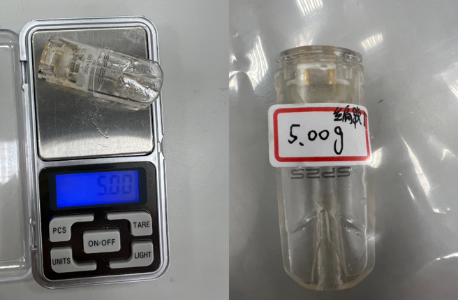 蘿拉住家遭搜出二級毒品「喪屍煙彈」。（翻攝畫面）