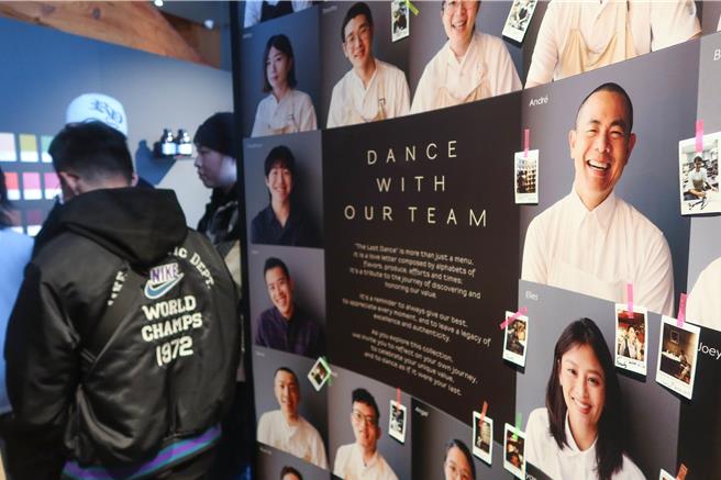 餐廳被佈置成展覽空間，介紹RAW的歷史沿革。（粘耿豪攝）