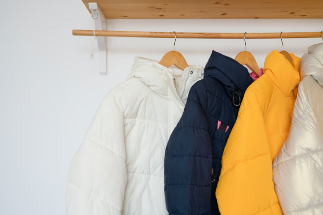 羽绒衣洗错会让保暖效果打折、变形。（示意图，shutterstock／达志）