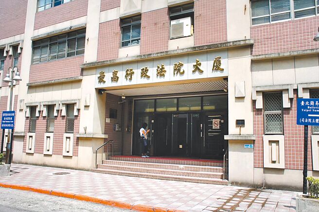 台中市府訂自治條例規定學校午餐有關「肉品原料國產」的部分，遭行政院函告無效，最高行政法院30日判決台中市府勝訴確定。（本報資料照片）