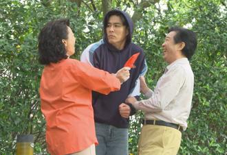 路上撿到紅包答應冥婚 劉至翰「飛撲掛彩」大小傷不斷