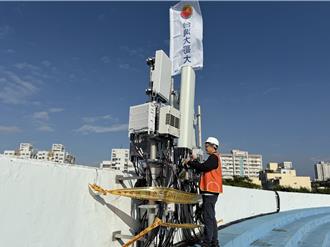 跨年夜上網流量翻倍 台灣大：增幅最猛在台北信義區