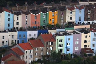 市場情緒樂觀 專家預測英國房市2025年進入買方市場