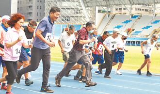 65歲免繳健保爭議大 立院暫擱置