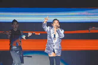 丁噹许愿攻蛋成真 Energy带全场16蹲