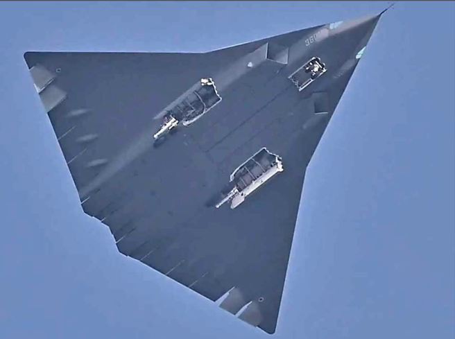 盛傳名為「殲-36」的成飛6代隱形戰機