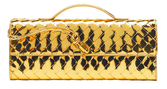 Bottega Veneta ANDIAMO编织皮革手拿包，10万800元。（Bottega Veneta提供）