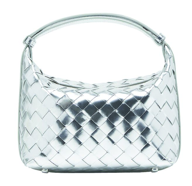 Bottega Veneta WALLACE编织皮革手提肩背包，8万6100元。（Bottega Veneta提供）