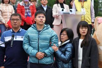 【114年元旦升旗典禮】生命鬥士秦良丰 領唱國歌傳遞正能量