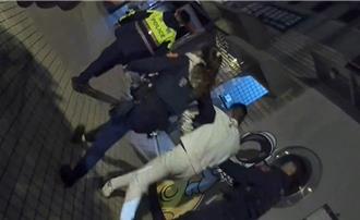 跨年夜与女友吵架大闹社区    中坜警10名快打压制闹事男管束