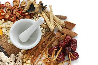 67歲婦糖尿病併發腎病變 中醫介入治療半年穩定病情