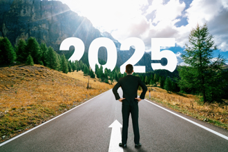 2025年12生肖事業運 屬狗四方助援 升官又發財