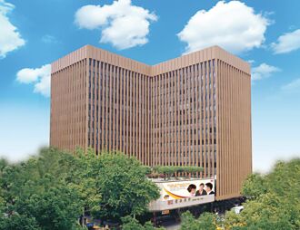 ESG績效卓著 彰銀再奪前段班殊榮