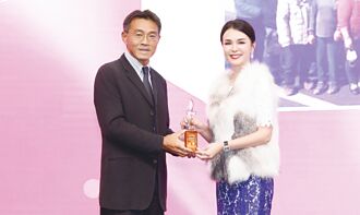 永續典範 大南方獲女性創業菁英獎