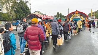 紫南宮發錢母傳憾事 75歲婦昏倒送醫不治