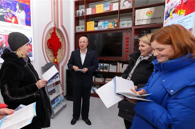 大陆最高人民法院强调，除要规范外企高管行为，也要依法保障外企的合法权益。图为示意图。（摘自新华社）