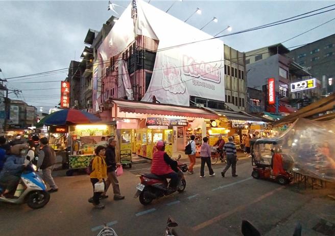 宜兰县罗东夜市一块路角地连续23年蝉联宜兰县地王，公告土地现值每坪149.5万元。（图／宜兰县政府地政处）