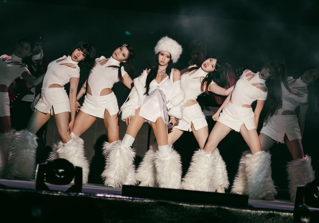 陈芳语热舞，小裤和该边见客。（图／翻摄自lekimberleyy IG）