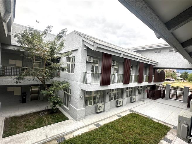 台东县丰田国中学生宿舍「筑梦楼」2日落成启用。（蔡旻妤摄）