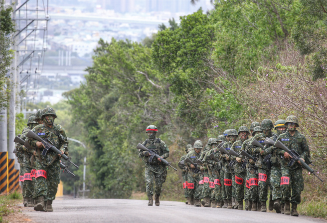 圖為國軍行軍。（示意圖，中時資料照，王英豪攝）
