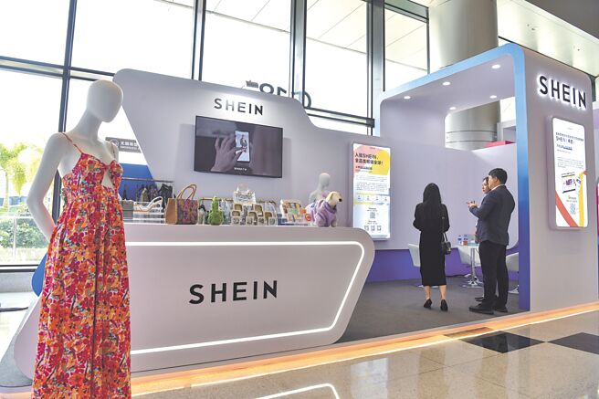 随着中印关系慢慢回温，来自服装、电器、电子产品等领域的数家中国企业近期有计画重返或加码印度市场。（新华社）