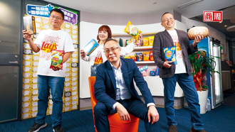 做零食也拚「短鏈」！台灣百事讓700塊田長出國產洋芋片