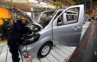 陸財新製造業PMI 上月降至50.5