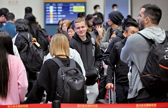 陆扩大免签停留 带动观光潮