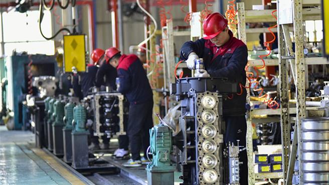 替代中国论调站不住脚，下一个中国还是中国。（新华社）