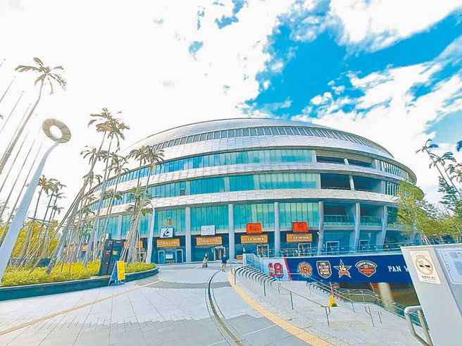 大巨蛋看台層出現裂痕，遠雄首度做出回應，強調不影響結構安全。（資料照）