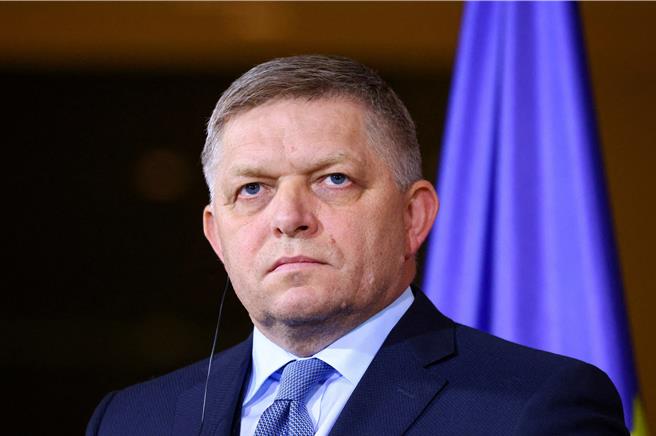 斯洛伐克总理费佐表示，斯政府将于7日讨论，停止向乌供应电力等一系列可能的报復手段。（路透社）