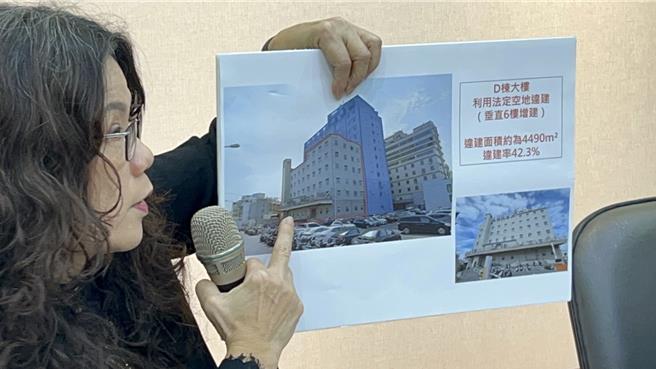 东港安泰大火不仅酿9死，更烧出医院违建率高达47.2％的惊人状况。（谢佳潾摄）