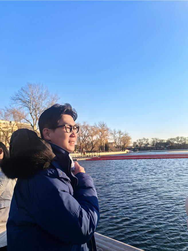 品冠日前赴北京参加跨年演出。（种子音乐提供）